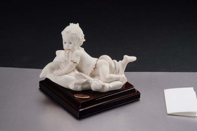 Giuseppe Armani Statue " Newcomer" 1152F