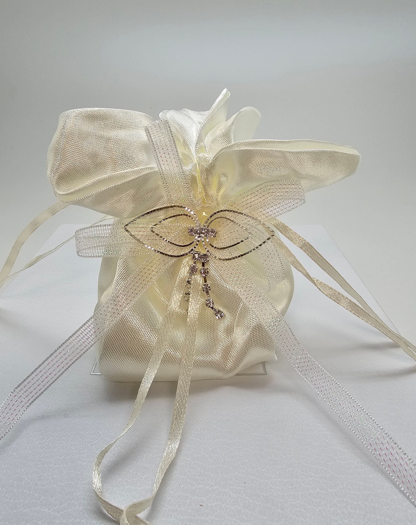 PO1102 Portaconfetti Bianco Satinato w. Ciondolo in strass