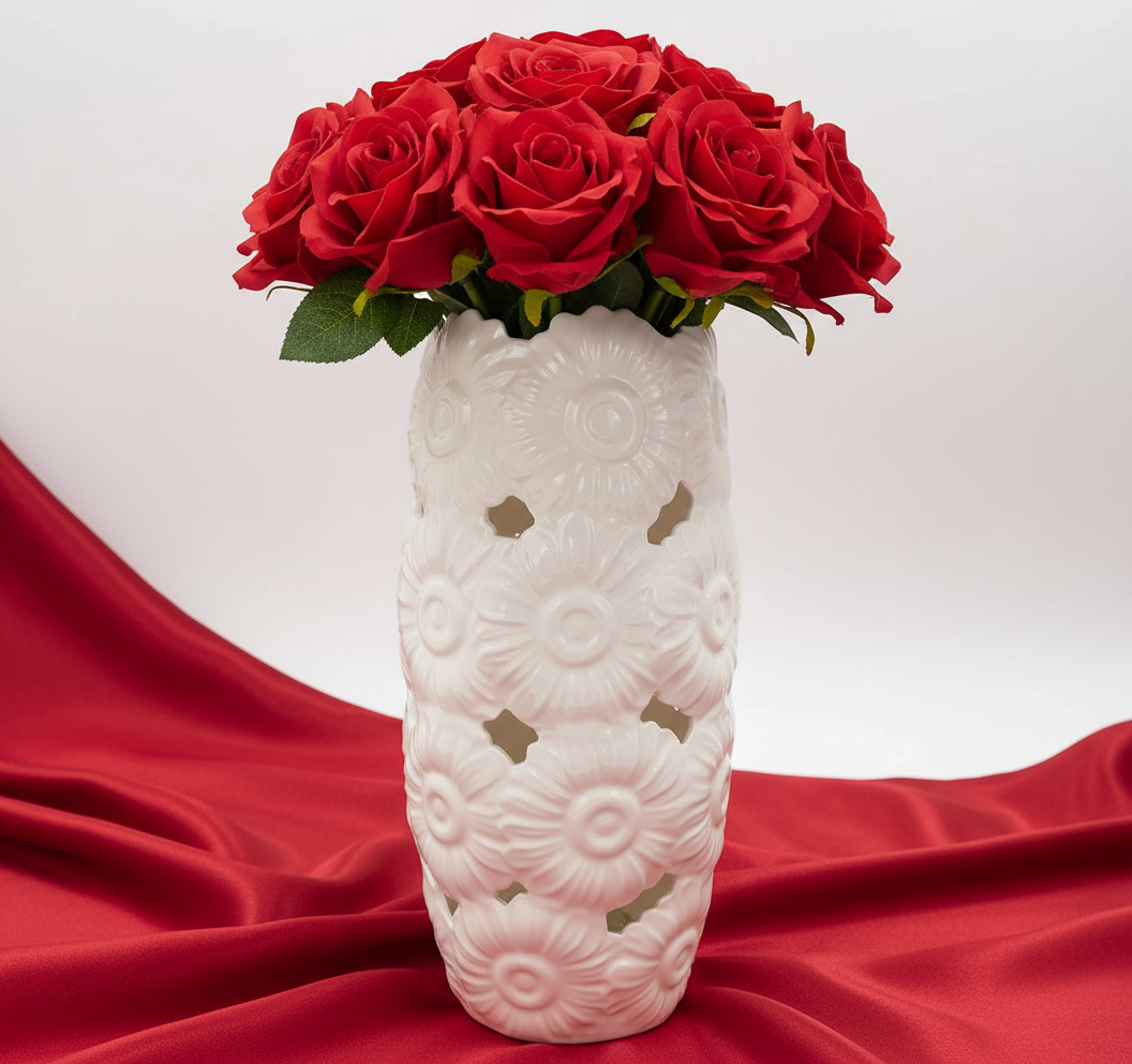 Jarrón de centro de mesa de 15' de porcelana marfil con decoración de margaritas en relieve #DC2652