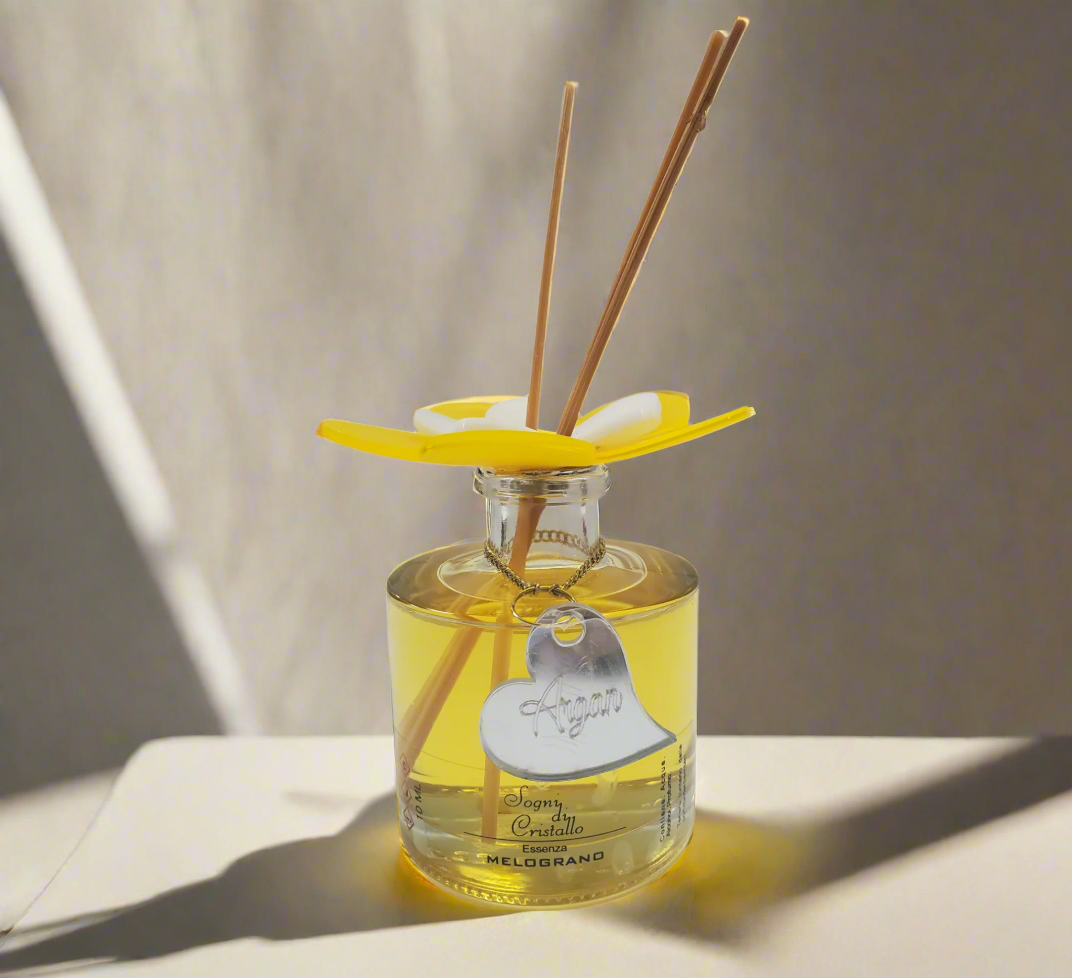 Debora Carlucci Collezione Renoir Grande diffusore rotondo Bottiglia di profumo di argan dolce con parte superiore di fiori vibranti 7 once. #DC5801