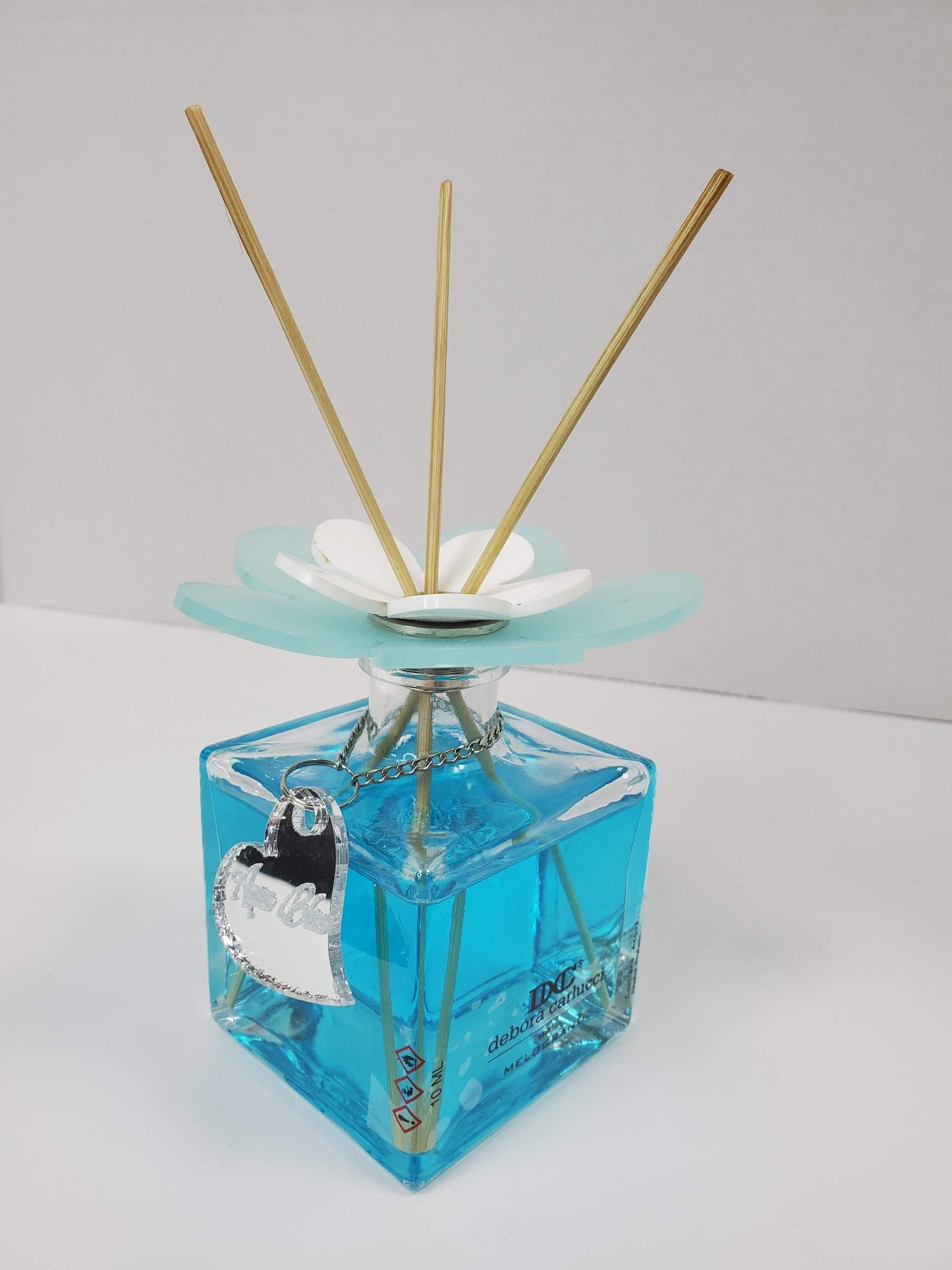 Debora Carlucci Renoir Collection Aqua Blue Scent - Botella difusora cuadrada grande con parte superior de flores vibrantes, 7 oz. #DC5803
