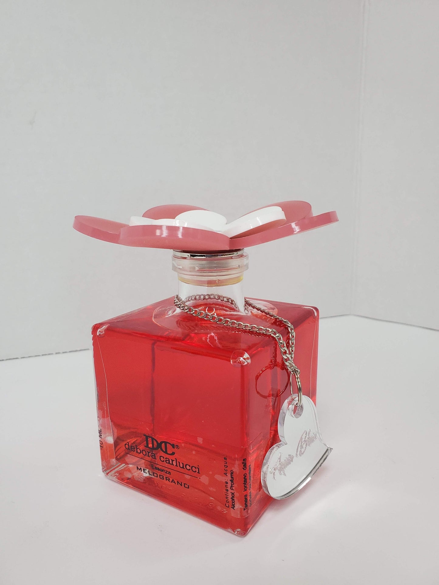Debora Carlucci Collezione Renoir Diffusore quadrato grande rosso Bottiglia di profumo di melograno melograno con parte superiore a fiori vivaci 7 oz. #DC5807
