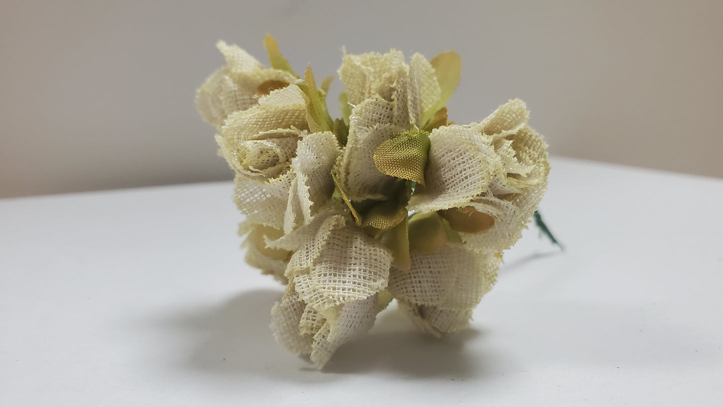 Pequeñas flores de papel marrón y marfil- 72 piezas/bolsa BF5554