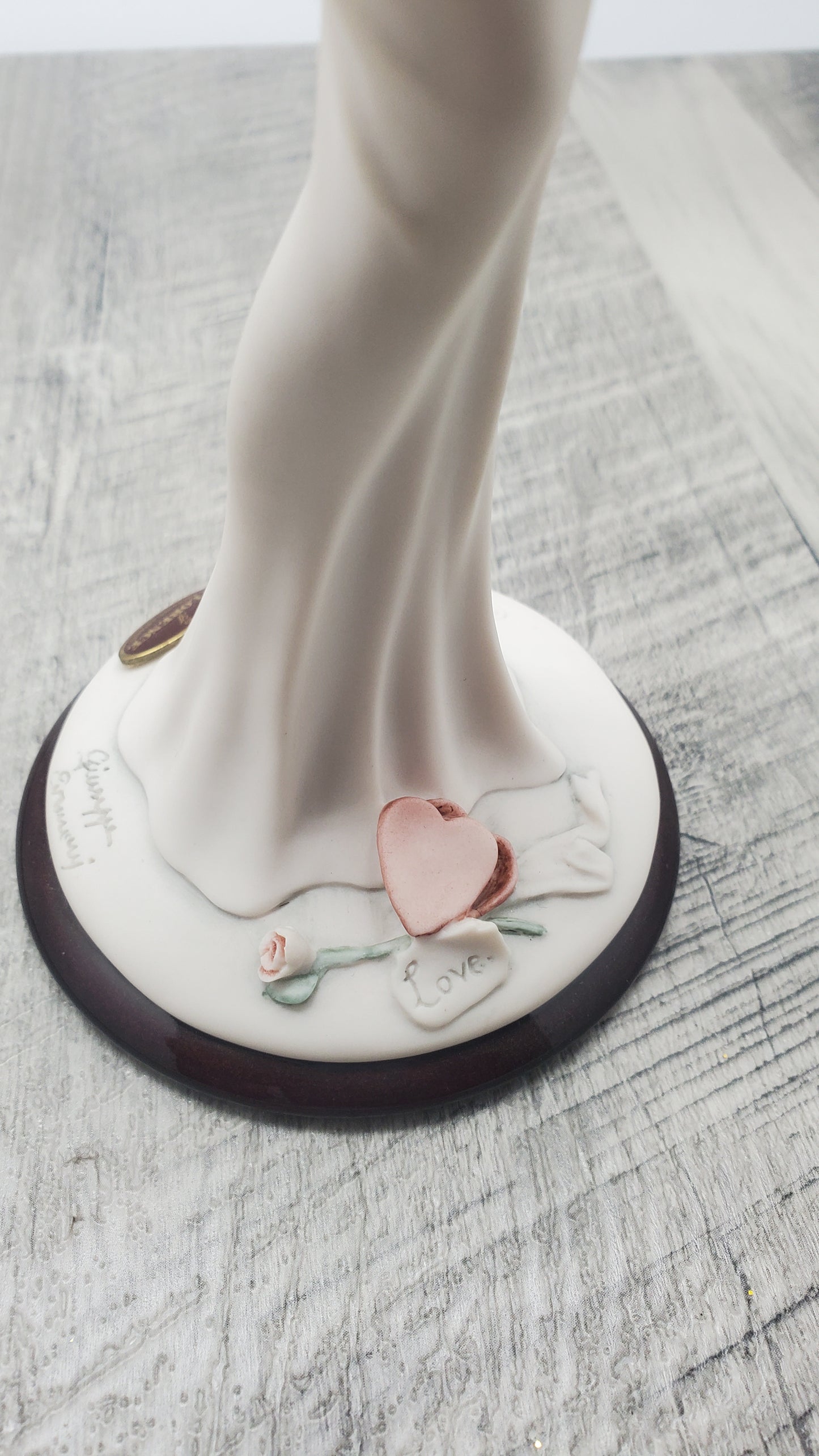Giuseppe Armani Collection Figurine "Happy Birthday" 1864F