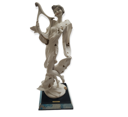 Giuseppe Armani Statue #0932