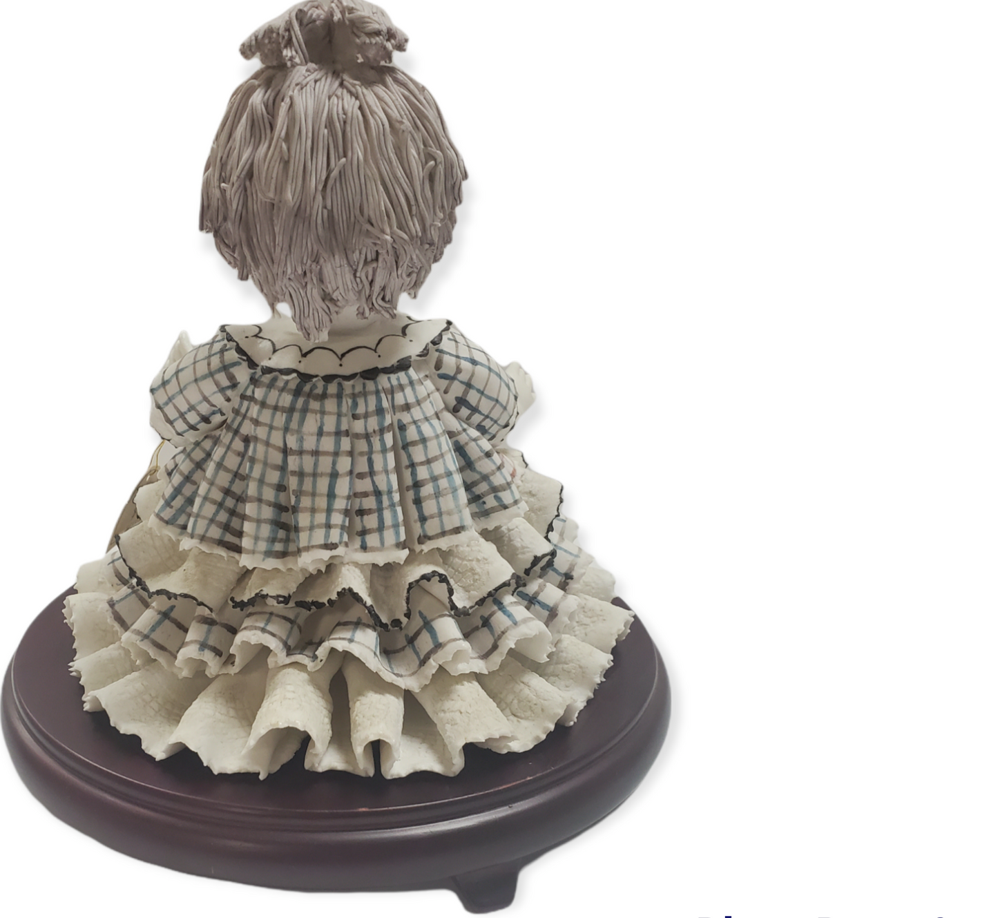 Centro de mesa de niña de porcelana sobre base de madera #4D005