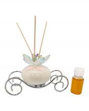 Load image into Gallery viewer, Debora Carlucci Aromatherapy Carriage Diffuser W. Scent  #23055B

