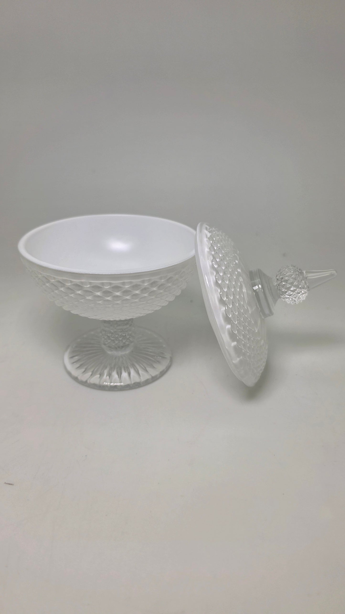 Marsiglia Collection Jewelry Box Accented in White DC24021-W