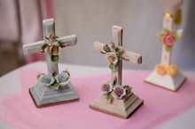 Load image into Gallery viewer, Porcelain Cross Party Favors #4F3001
