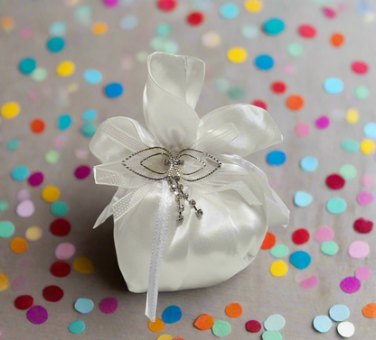 PO1102 Portaconfetti Bianco Satinato w. Ciondolo in strass
