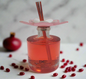 Debora Carlucci Collezione Renoir Diffusore rotondo rosso grande Melograno Melograno Bottiglia di profumo con fiore vibrante Top 7 oz. #DC5809