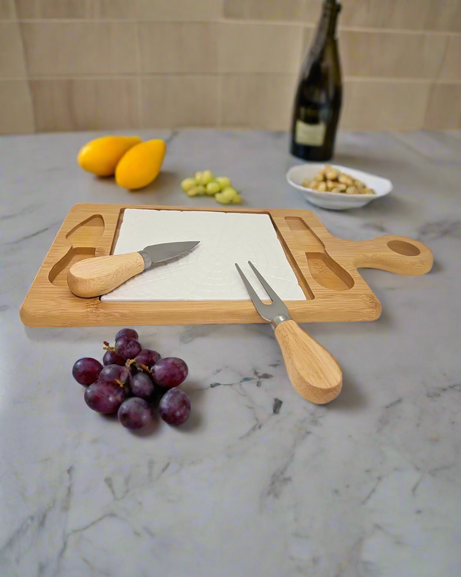 Sogno D' Oro Bamboo Cheese Cutting Board  SD201906