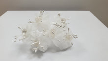 Load image into Gallery viewer, White and Ivory confetti flower Arf1323  - 72pcs/bag
