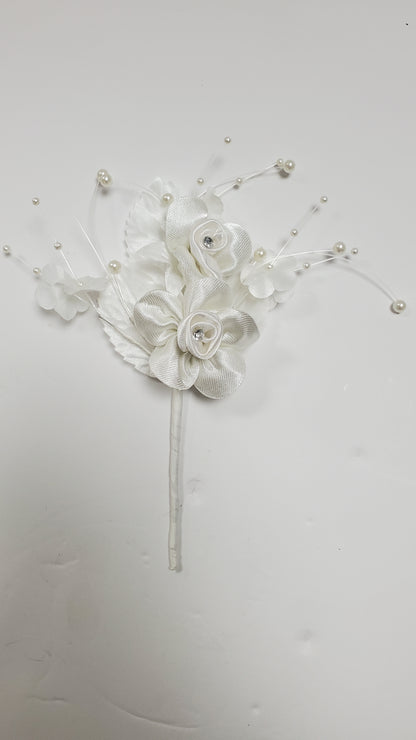 Bouquet di fiori bianchi w. streaming perle- 12 pz/borsa ARF2083W