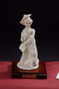 Figurilla de niño de graduación de porcelana n.º 2909
