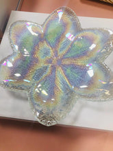 Load image into Gallery viewer, Debora Carlucci Murano Glass Daisy Candy Dish #JS1
