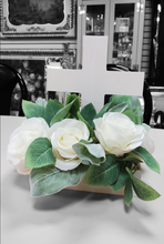 Load image into Gallery viewer, Custom Made Centerpieces CP-001
