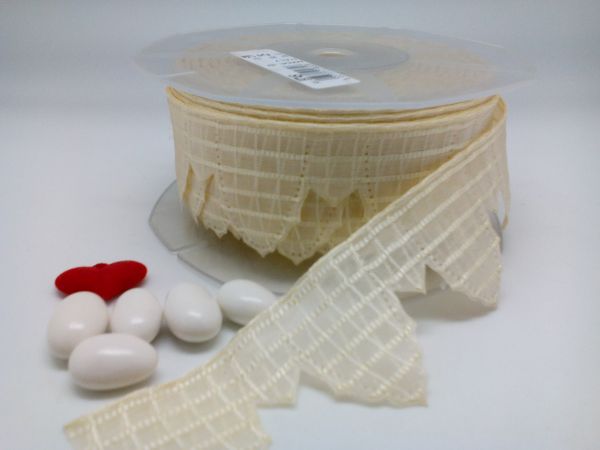 Confetti Flowers Almond Bomboniere, Ribbon Jordan Almonds Rolls Ivory Vanilla #H950/59